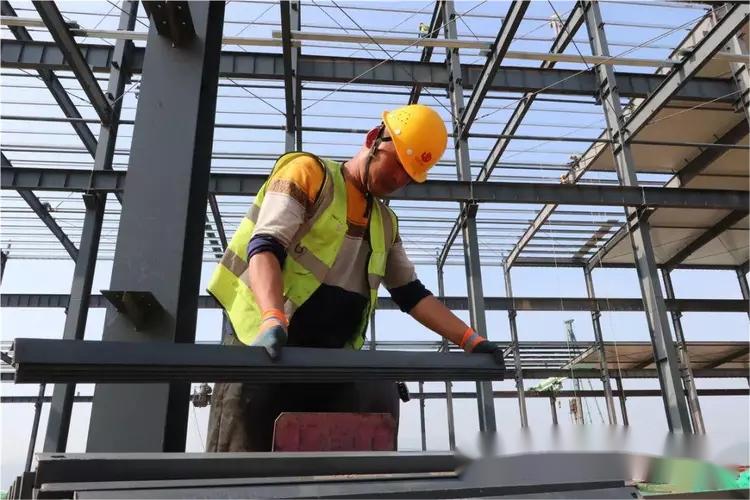 陜西國鈦金屬高端制造工業(yè)園項目現(xiàn)場